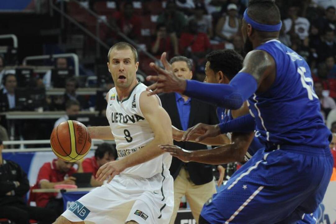 L.Kleiza: su rusais į finalą įsivėlęs paskui gali ir į lėktuvą nespėti
