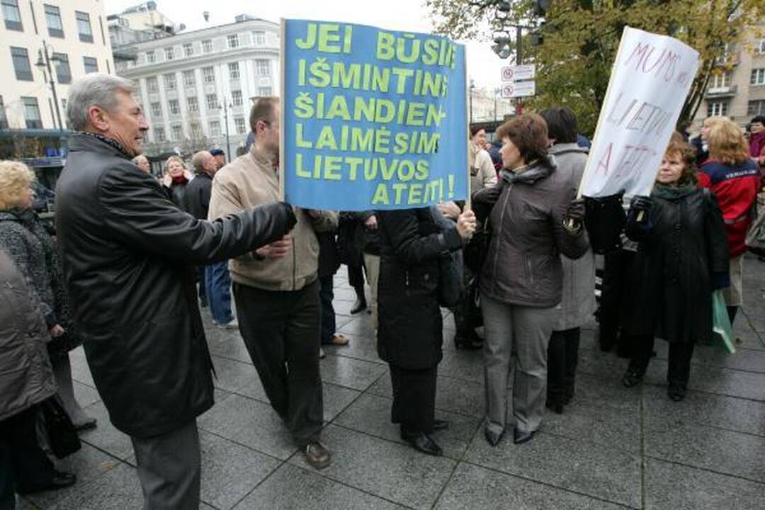 Profesinės sąjungos reikalauja premjero atsistatydinimo (papildyta)