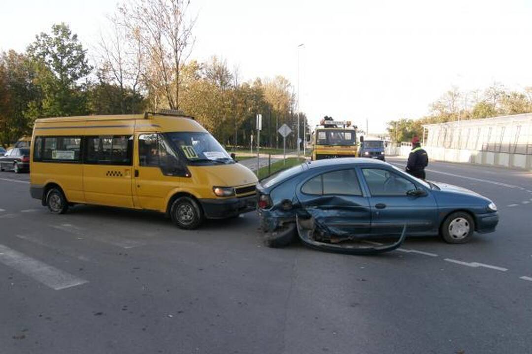 Toje pačioje sankryžoje - antra avarija per savaitę