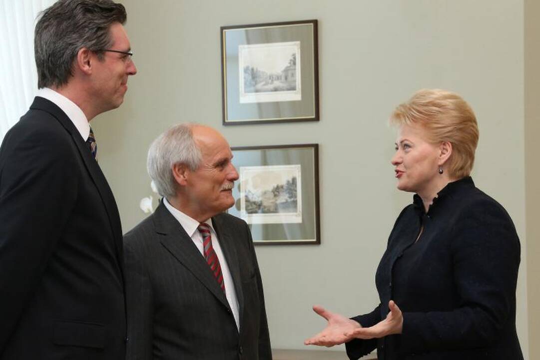 D.Grybauskaitei – prestižinis Karolio Didžiojo apdovanojimas