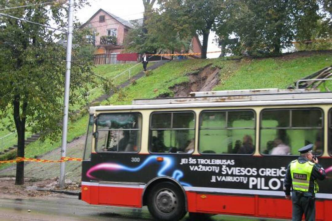 Nuošliauža paralyžiavo eismą Kauno Savanorių prospektu
