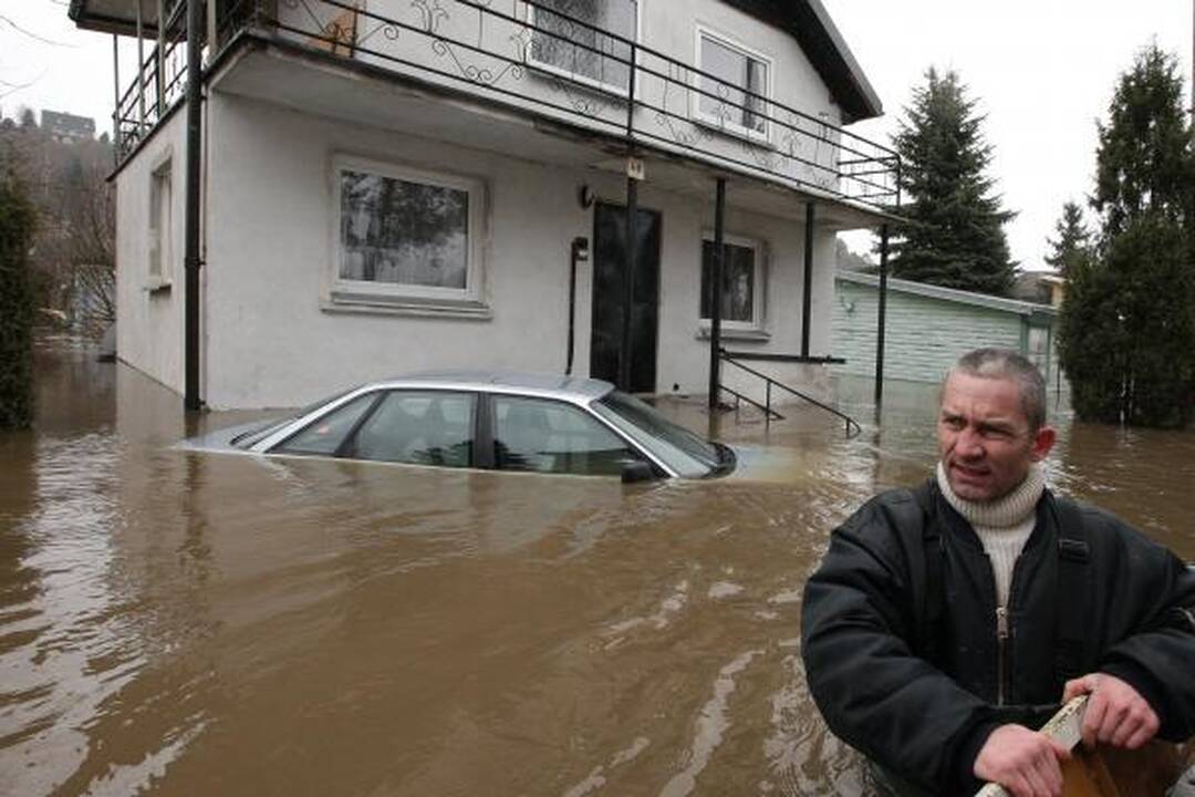 Potvynis Kaune ir rajone: gyventojai nespėjo išgelbėti net paso (papildyta)