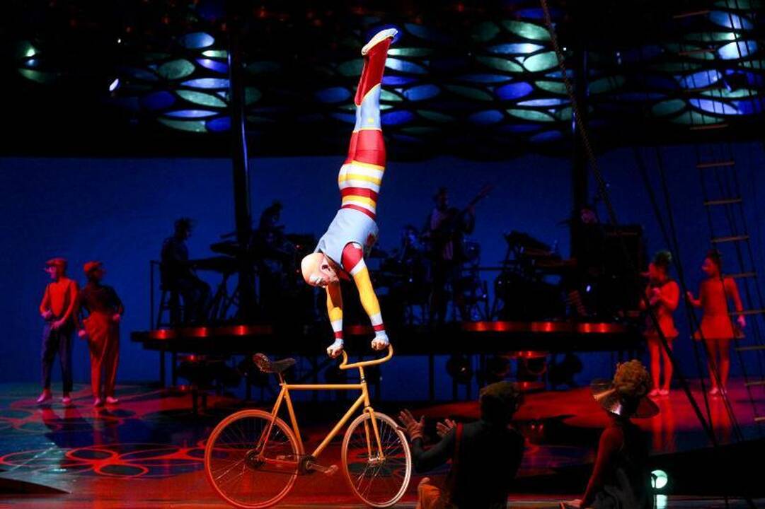 „Cirque du Soleil“ pasirodymą publika įvertino ovacijomis ir šūksniais