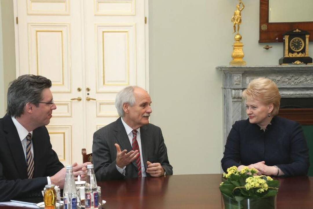 D.Grybauskaitei – prestižinis Karolio Didžiojo apdovanojimas