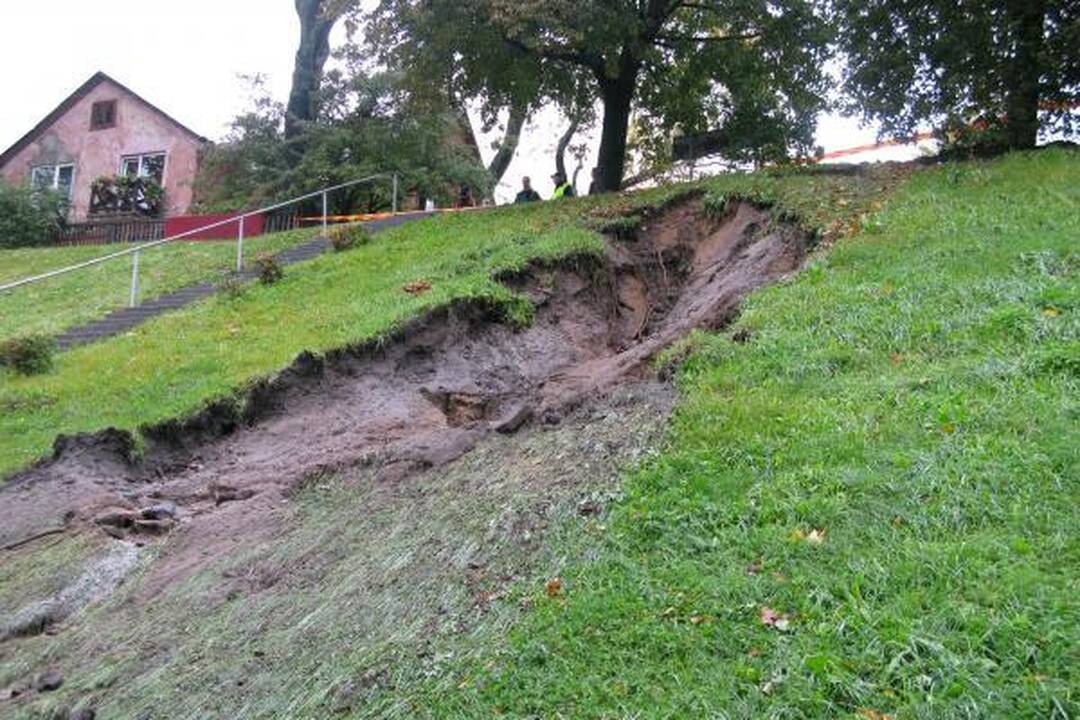 Nuošliauža paralyžiavo eismą Kauno Savanorių prospektu