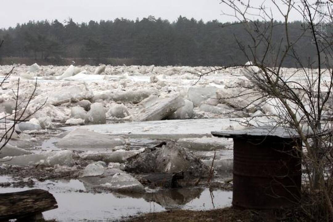 Potvynis Kaune ir rajone: gyventojai nespėjo išgelbėti net paso (papildyta)
