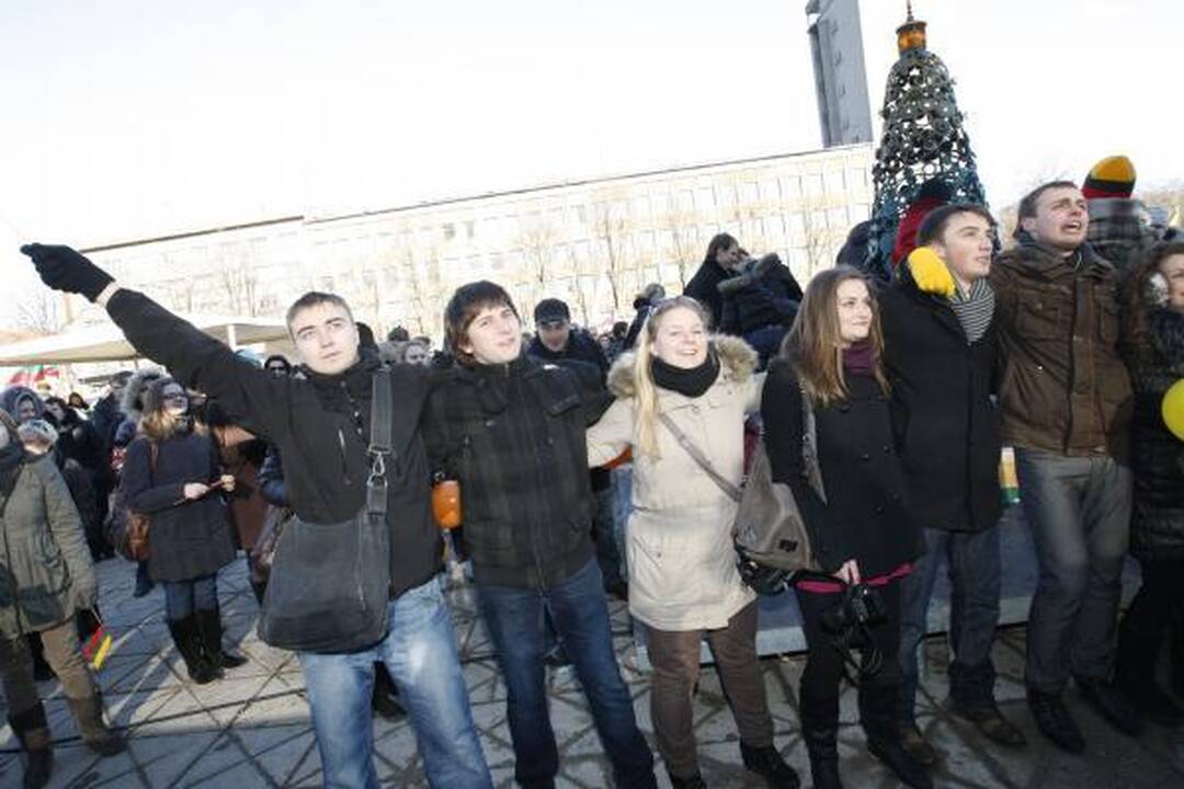 Klaipėdiečiai statė "Laisvės žiburį" 