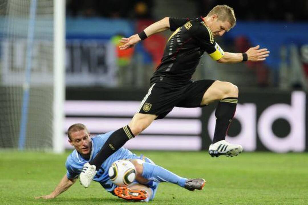 Dvikova dėl bronzos: Urugvajus – Vokietija 2:3 