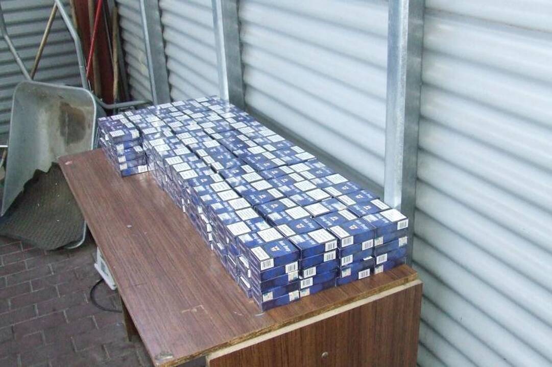 Rusijos piliečių automobiliuose – kontrabandinės cigaretės