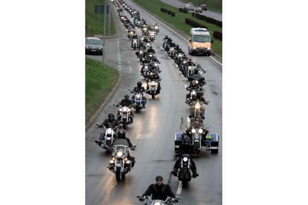 Per baikerių sezono atidarymą - motociklininko gaudynės