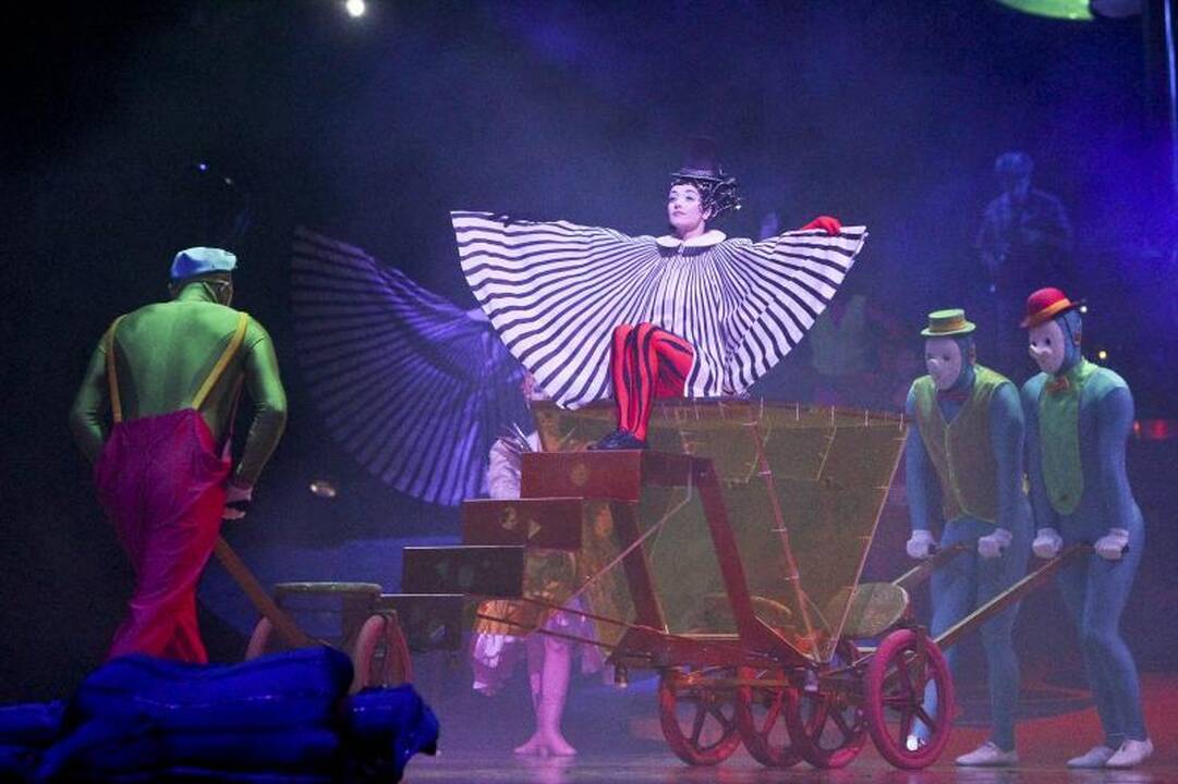 „Cirque du Soleil“ pasirodymą publika įvertino ovacijomis ir šūksniais