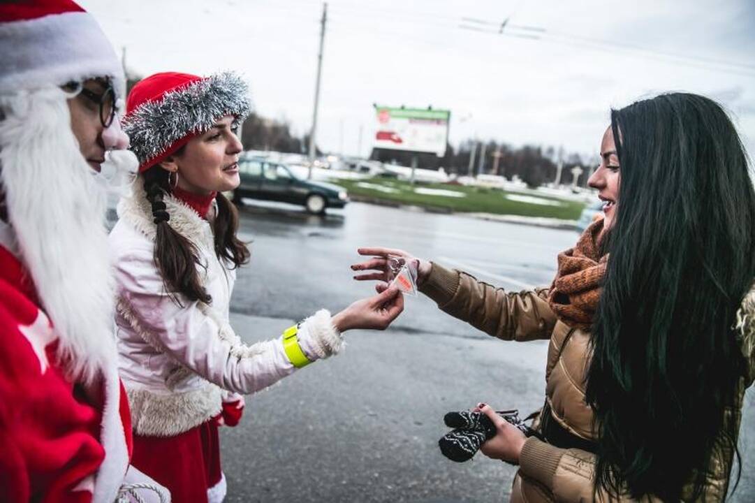 Naujametė policininkų dovana – šimtai atšvaitų