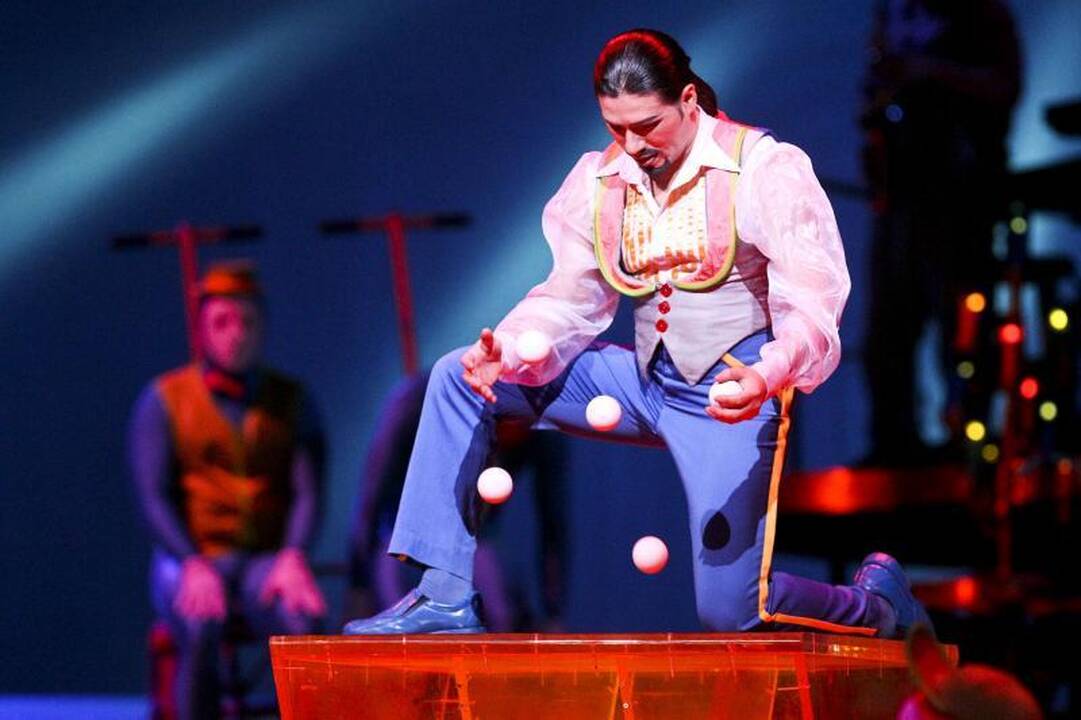 „Cirque du Soleil“ pasirodymą publika įvertino ovacijomis ir šūksniais