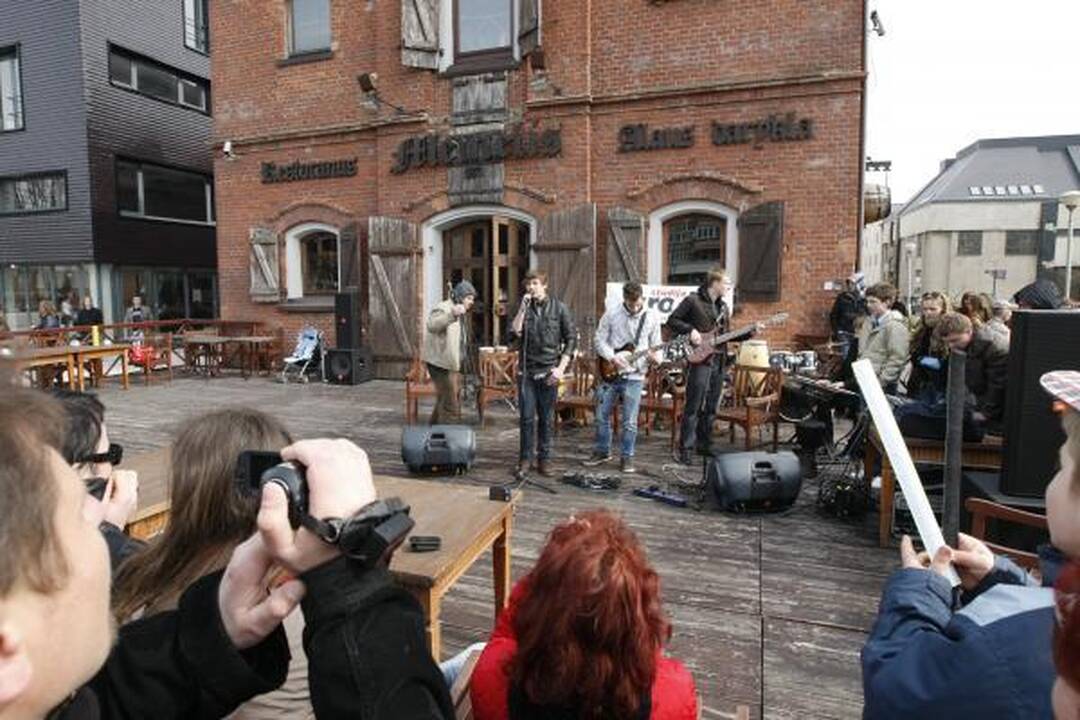 Klaipėdos senamiestis paskendo muzikoje 