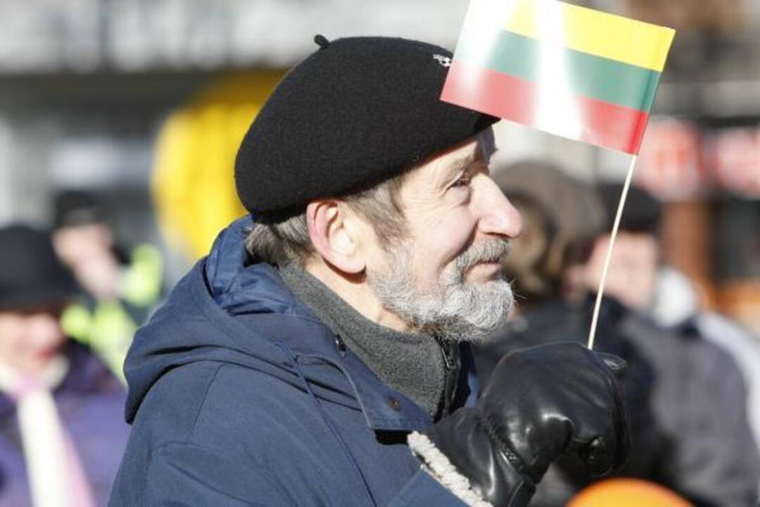 Klaipėdiečiai statė "Laisvės žiburį" 