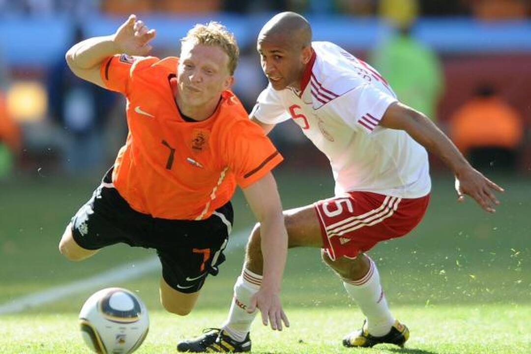 E grupė: du kurioziniai olandų įvarčiai į danų vartus