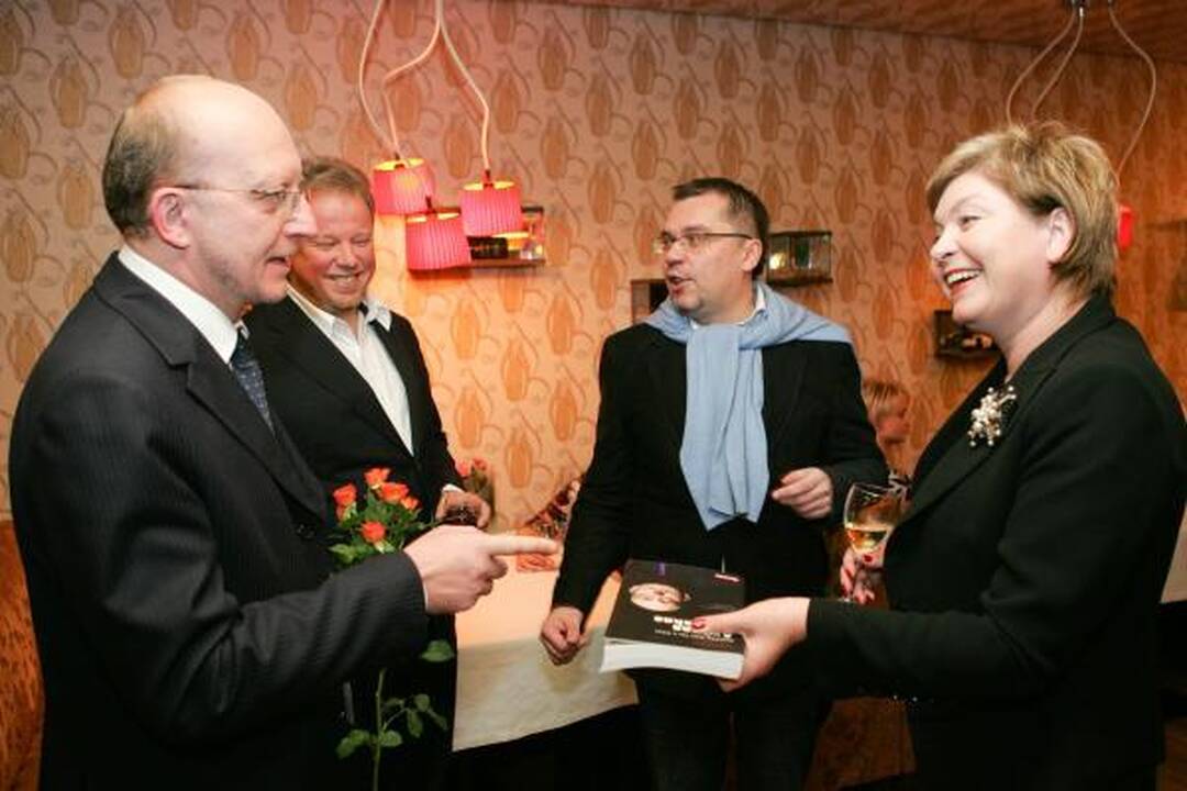A.Valinskas pristatė pirmąją savo biografiją