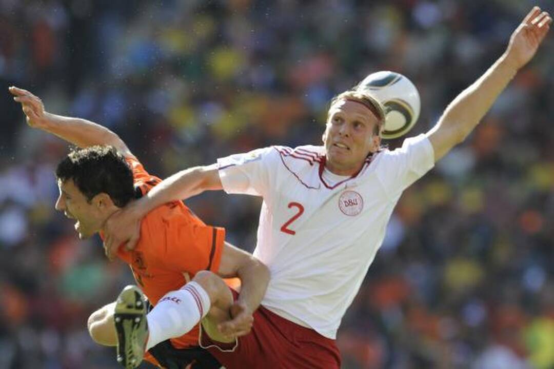 E grupė: du kurioziniai olandų įvarčiai į danų vartus