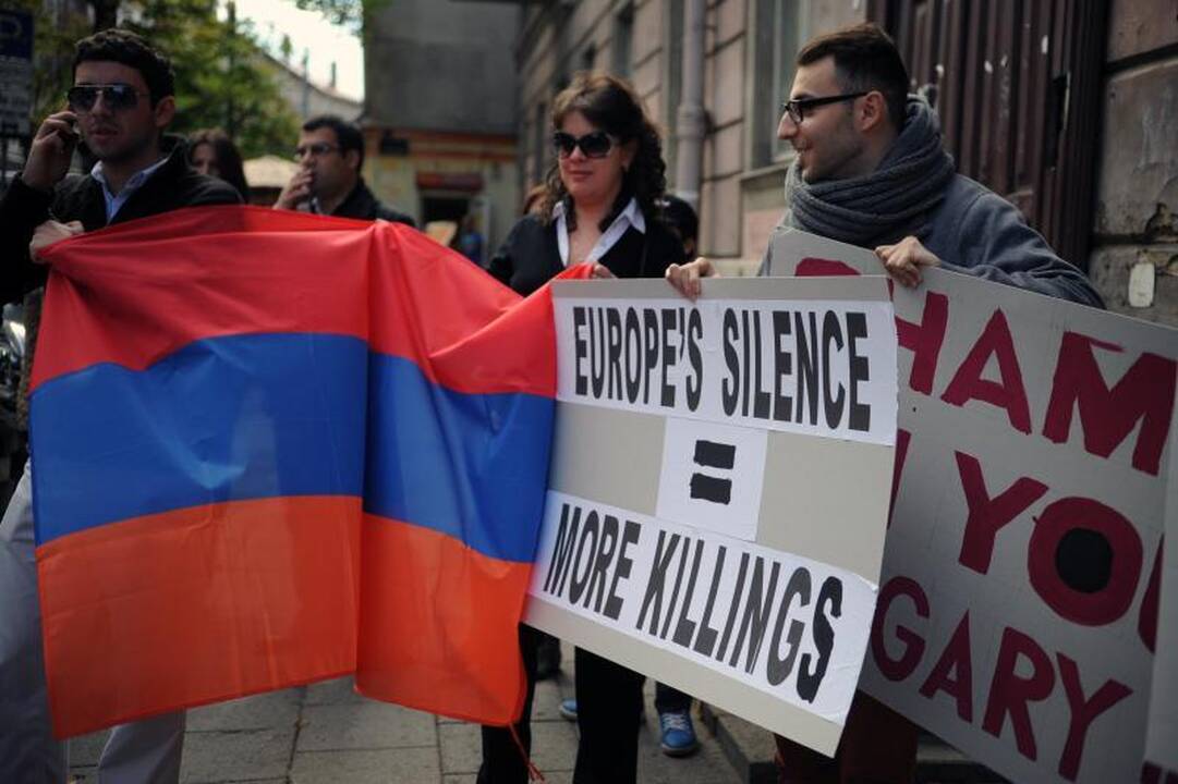 Sostinėje prie Vengrijos ambasados armėnų protestas