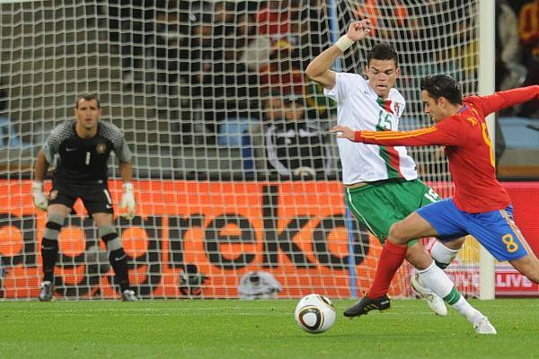 Ispanai įveikė Portugaliją ir žengė į ketvirtfinalį