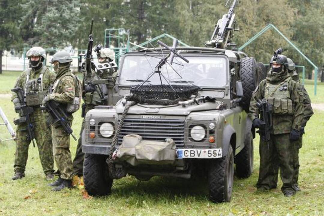 Prezidentė Klaipėdoje ir skraidė, ir kritikavo partijas