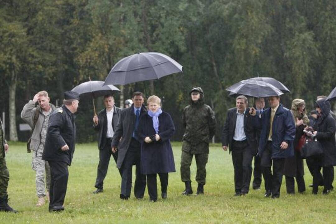 Prezidentė Klaipėdoje ir skraidė, ir kritikavo partijas