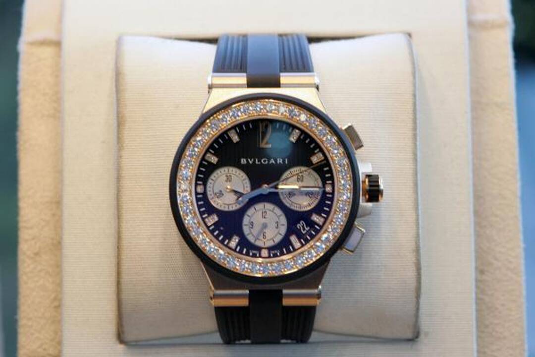 Pirmą kartą Lietuvoje - 50 mln. litų vertės BVLGARI kolekcija