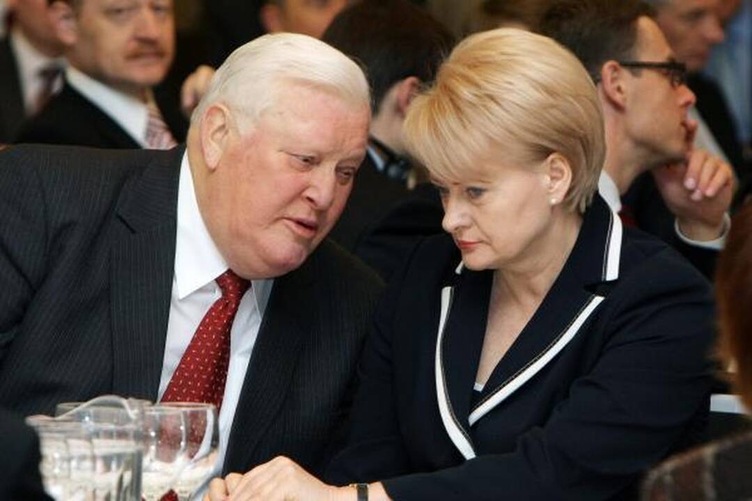 Po sunkios ligos mirė prezidentas A.Brazauskas (papildyta)