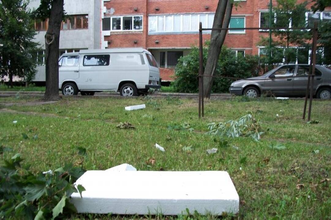 Penkias minutes trukęs škvalas nusiaubė Lietuvos pajūrį 