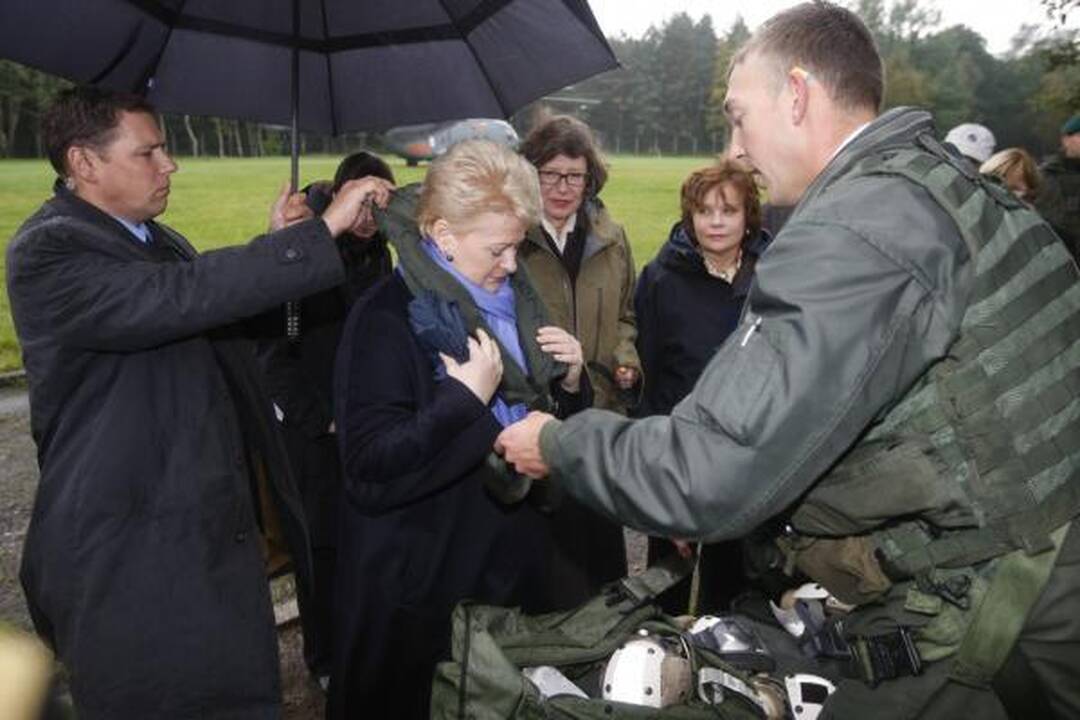 Prezidentė Klaipėdoje ir skraidė, ir kritikavo partijas