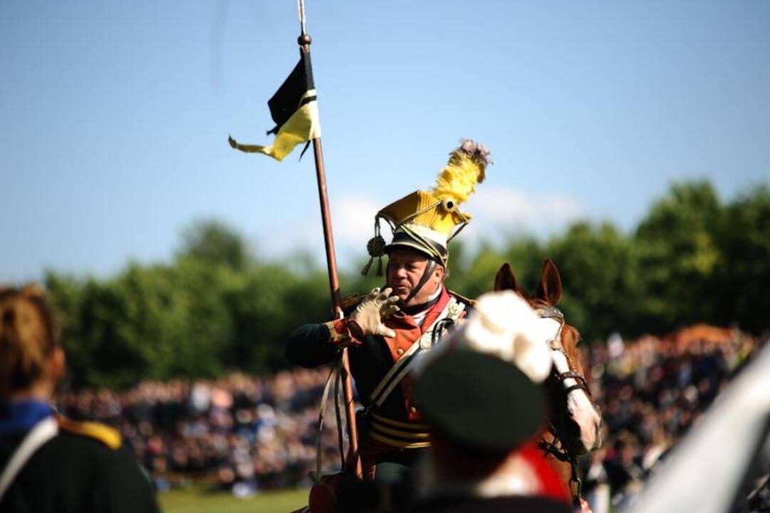 Istorinis žygis atkartotas: Napoleono kariuomenė persikėlė per Nemuną