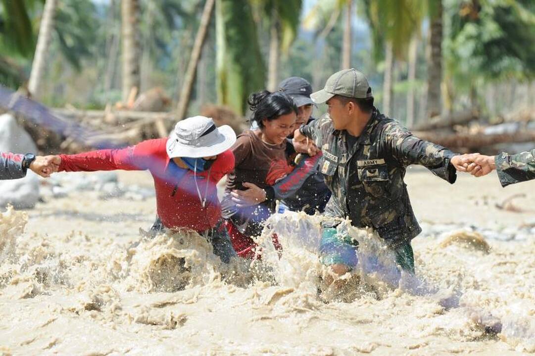 Taifūno „Bopha“ aukų Filipinuose padaugėjo iki 477