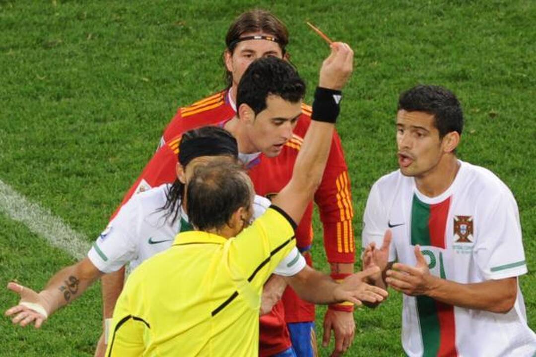 Ispanai įveikė Portugaliją ir žengė į ketvirtfinalį