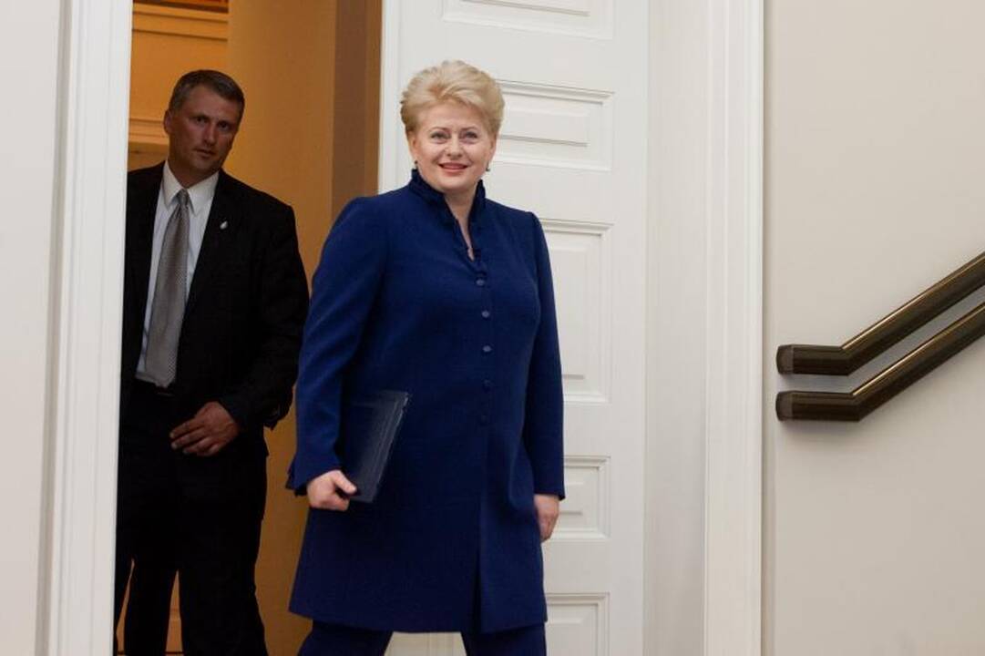 Prezidentė ragina toliau laikytis finansinės drausmės