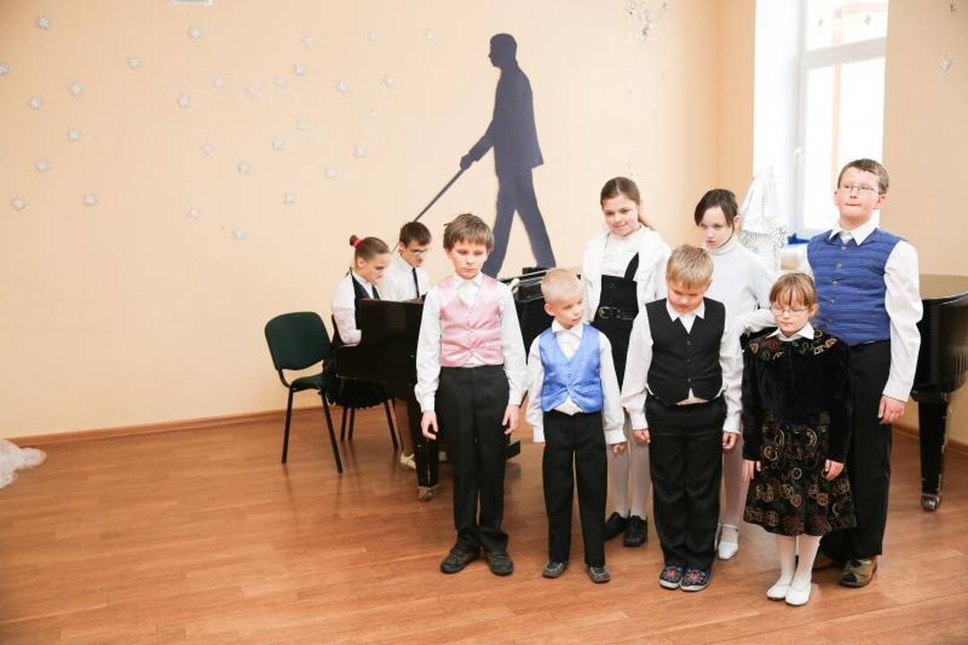 Vaikus nudžiugino lietuviška pasaka Brailio raštu  
