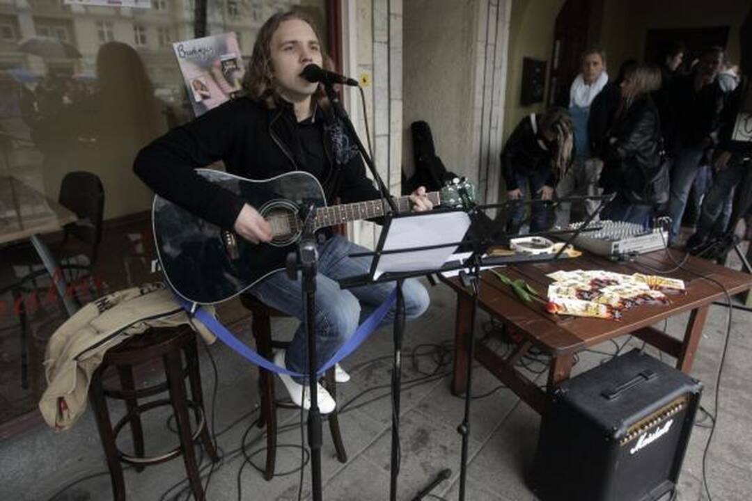 „Gatvės muzikos dienos" dalyvius išbaidė lietus