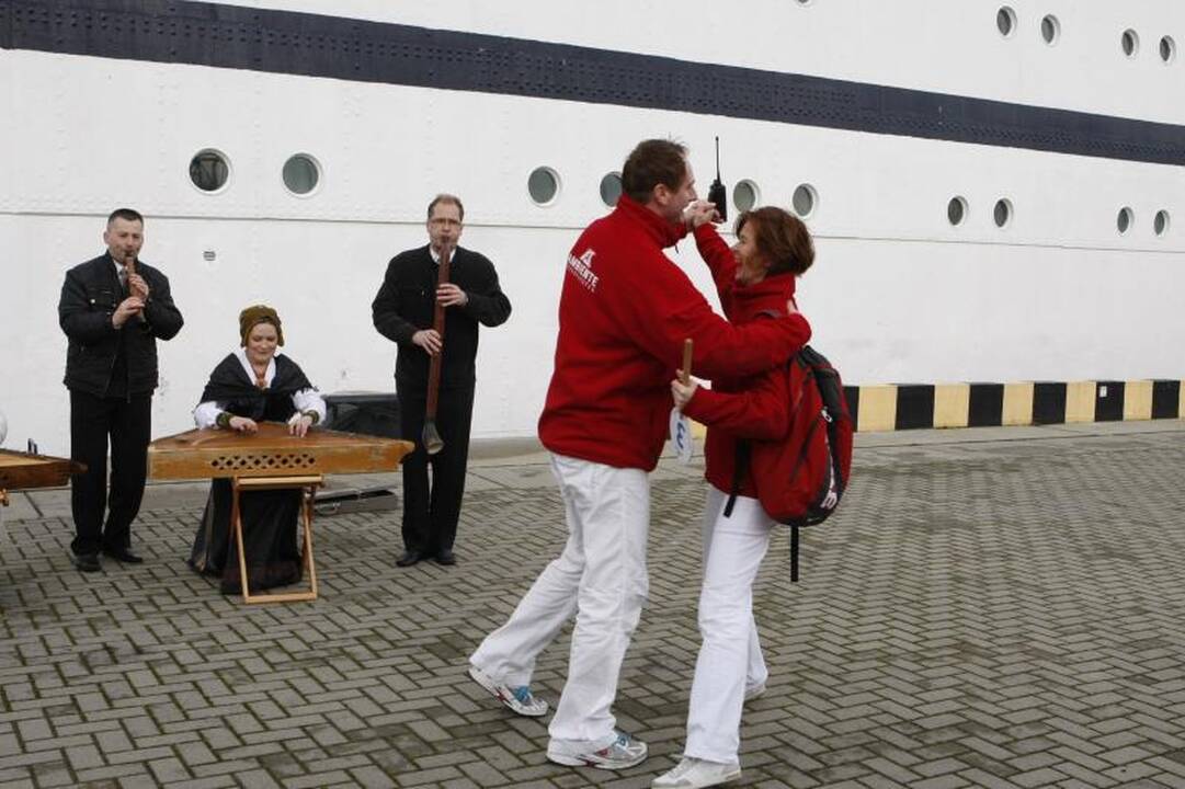 Kruizinių laivų sezoną atidarė „Princesė Dafnė“