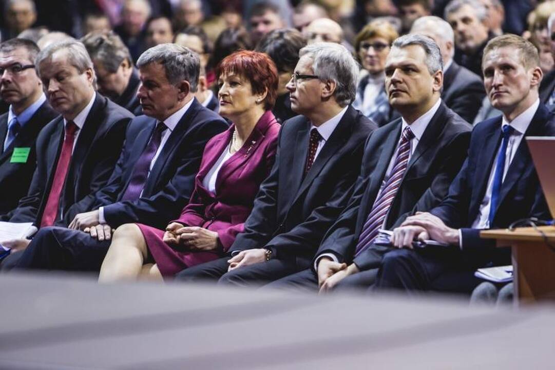 Žemdirbiai nenori parduoti žemės užsieniečiams, reikalauja referendumo