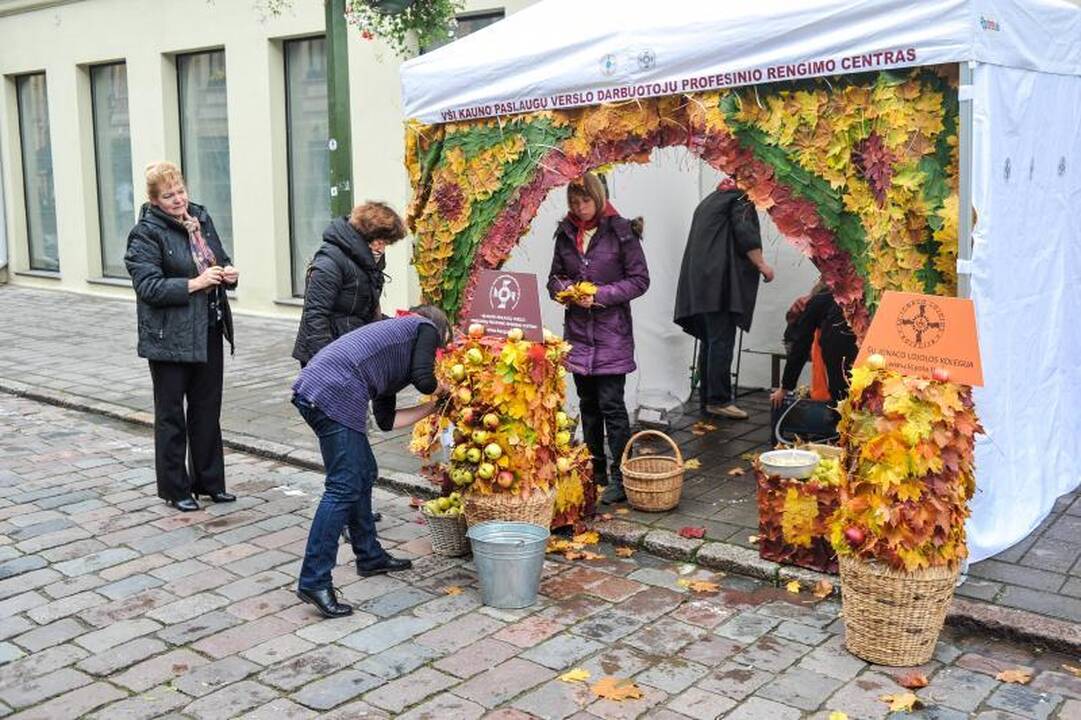 Kauno senamiestis šventiškai išlydėjo vasarą
