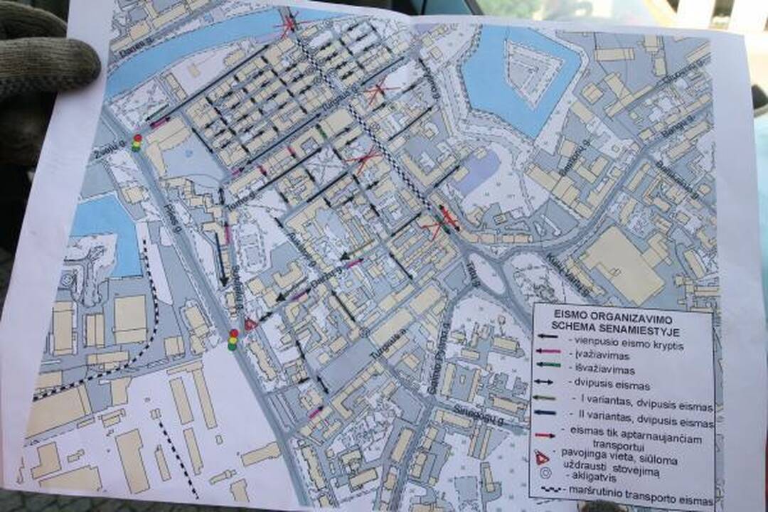 Pokyčiai senamiestyje: eismas Tiltų gatve jau draudžiamas