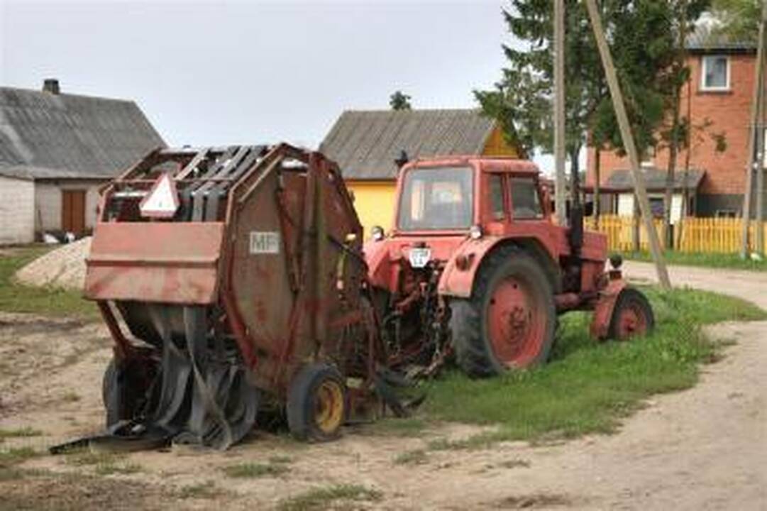 Vyrui rankas atstoja kojos ir draugė