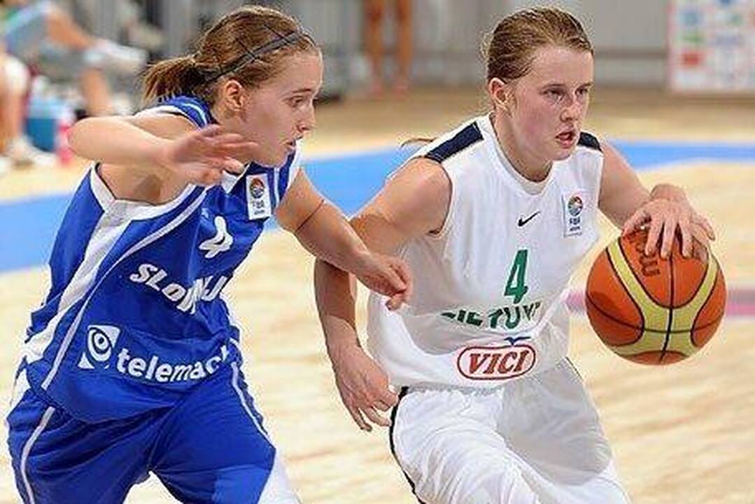 U-18 rinktinės merginos pralaimėjo ukrainietėms 