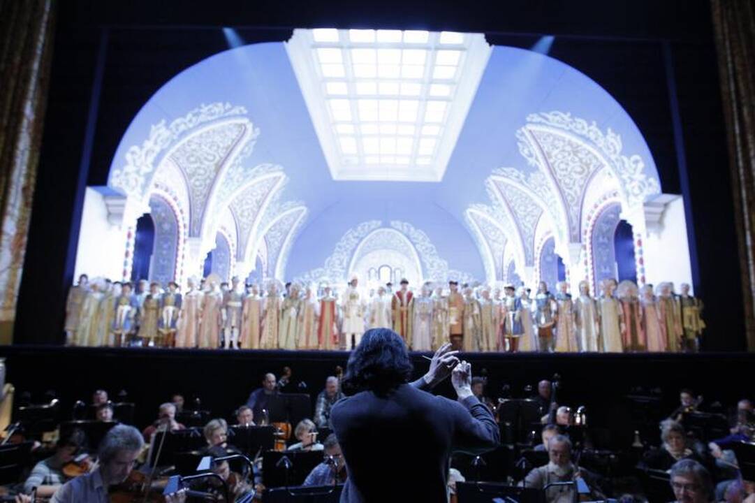 Opera „Ruslanas ir Liudmila“ sutikta šūksniais „Gėda!“ ir „Bravo“