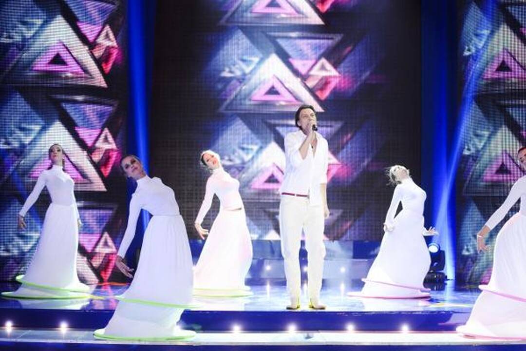 Koncerte - „Eurovizijos“ hitai, istorijos apie tautinę diskriminaciją