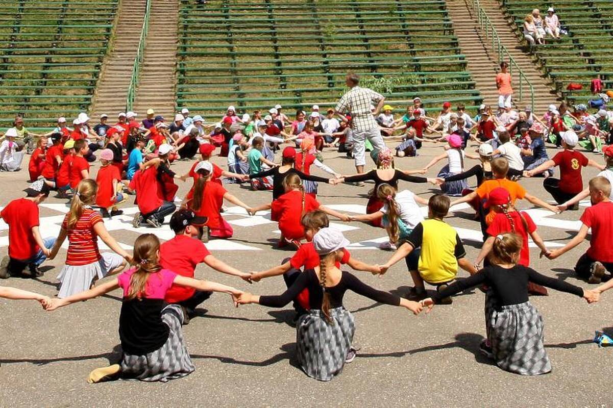 Savaitgalį Kauną įsiūbuos moksleivių dainų ir šokių šventė (programa)