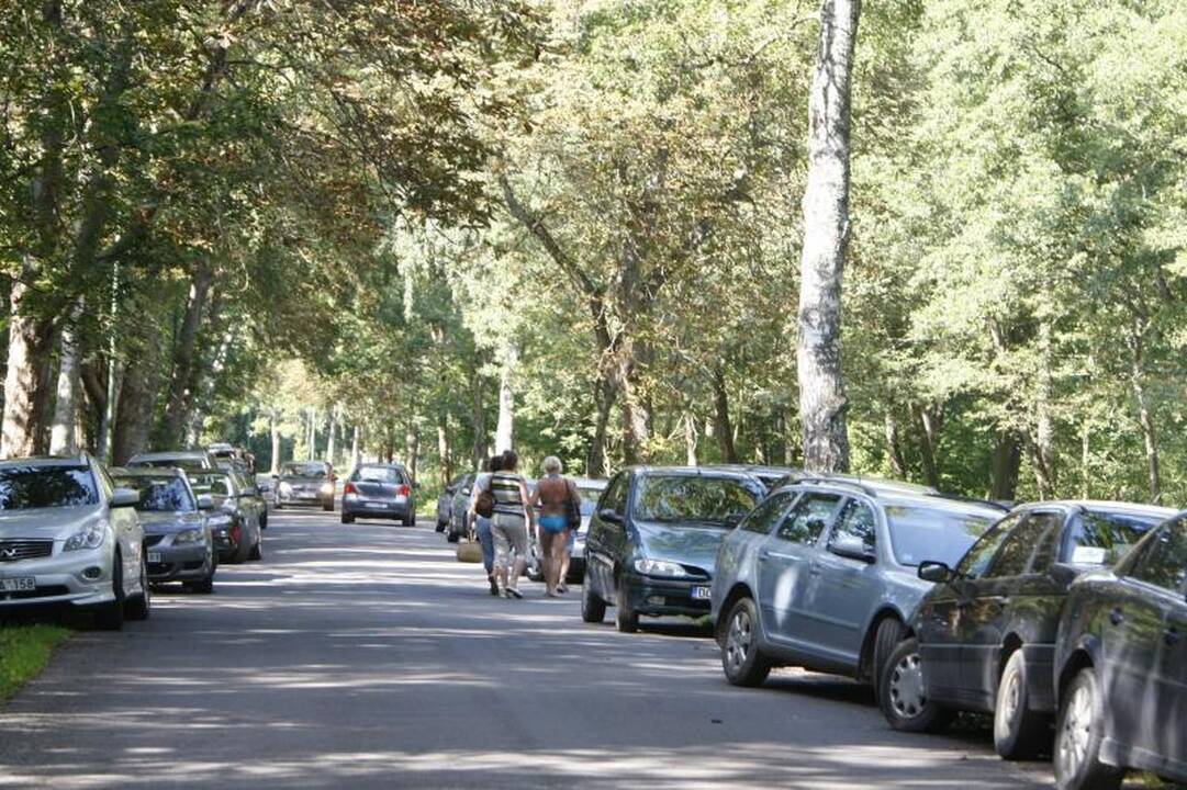Palangoje – tūkstančiai žmonių