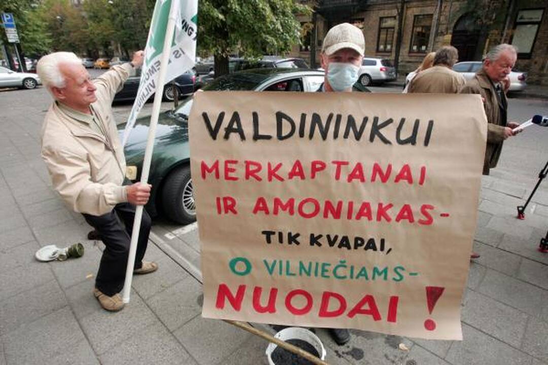 Dumblo smarvės kankiniai nenuleidžia rankų