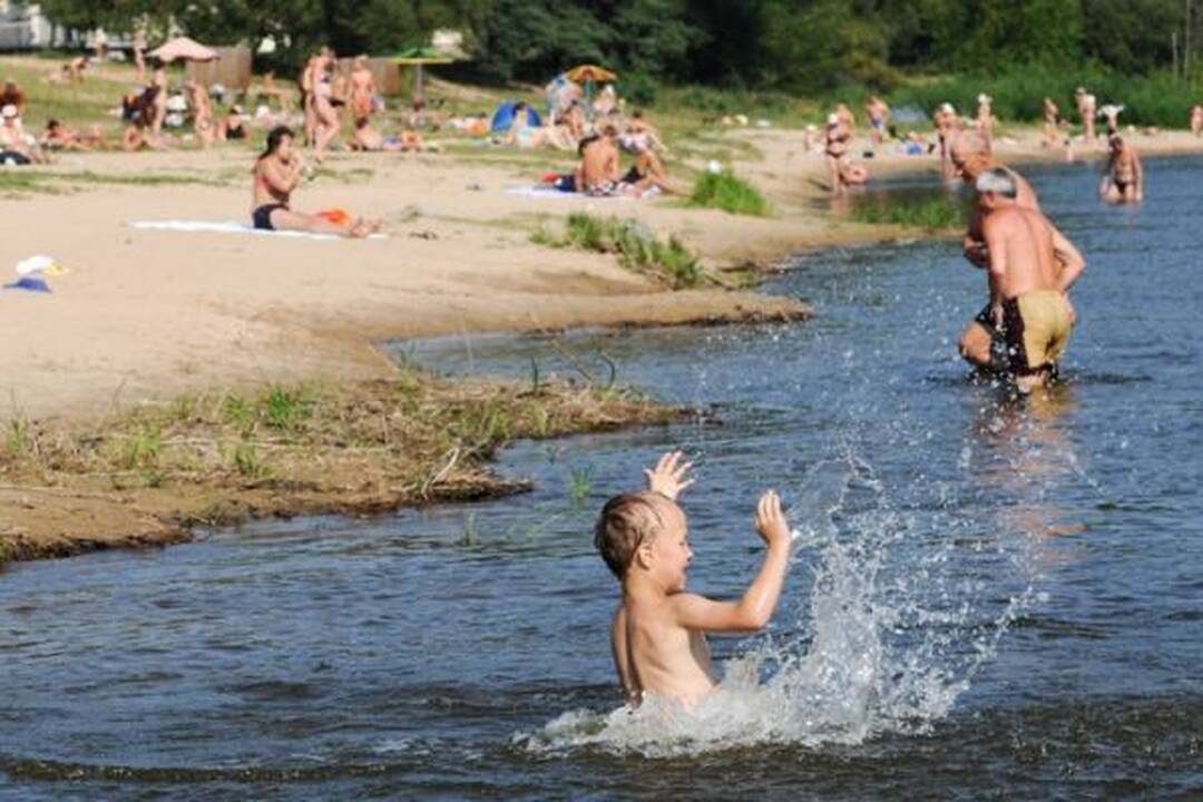Sostinės paplūdimius šturmuoja vilniečiai