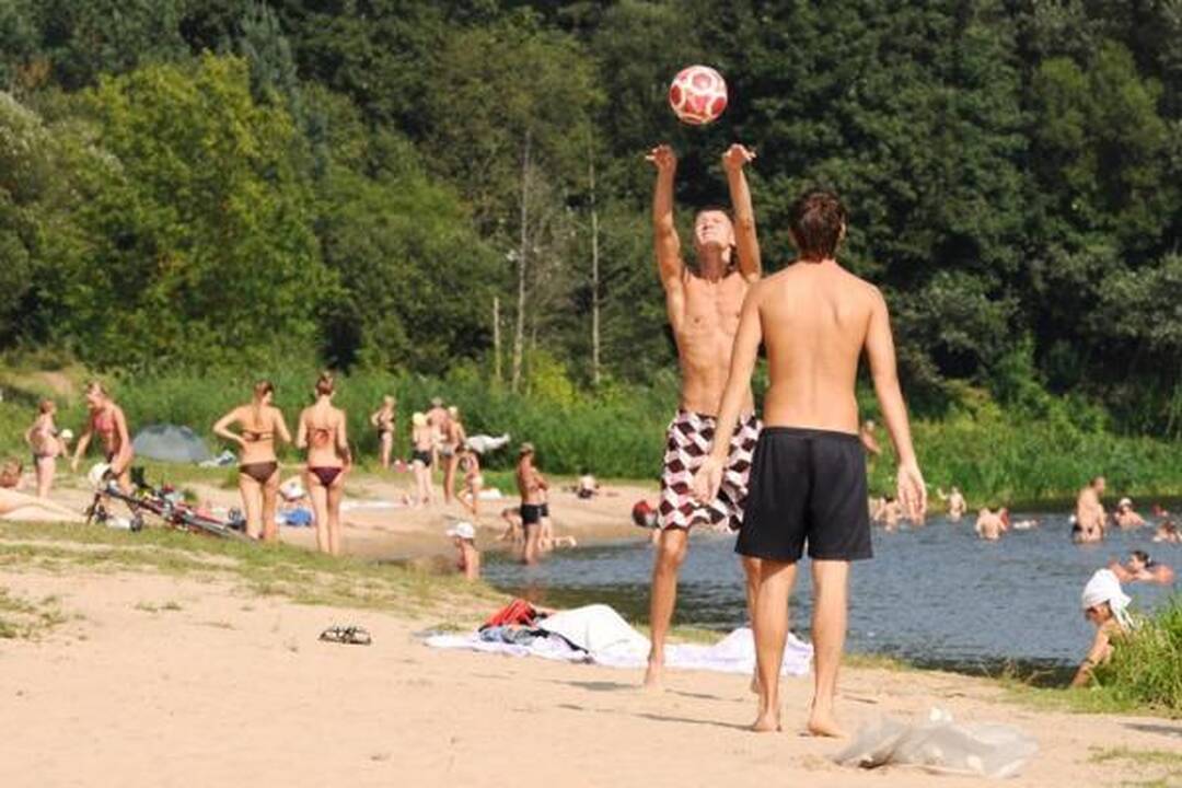 Sostinės paplūdimius šturmuoja vilniečiai