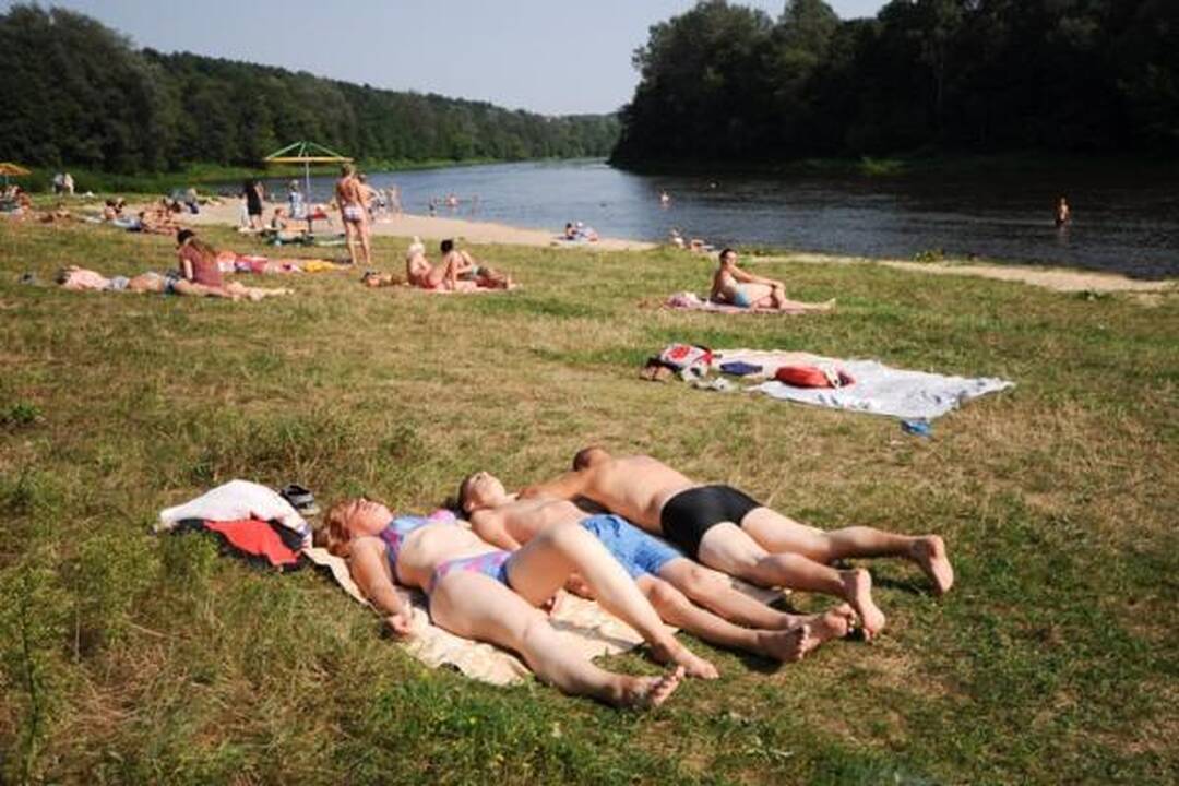 Sostinės paplūdimius šturmuoja vilniečiai
